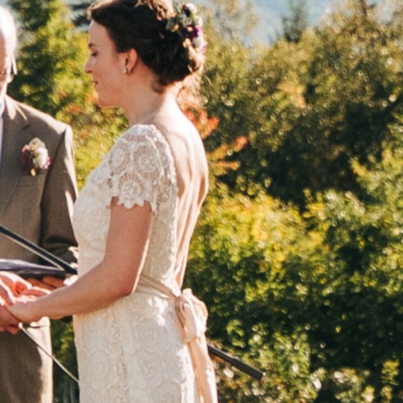 Kite and Butterfly Anais Wedding Gown - Picture 7 of 13